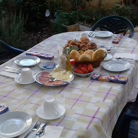 Bed And Breakfast Hibiscus Alghero Esterno foto