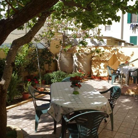 Bed And Breakfast Hibiscus Alghero Esterno foto