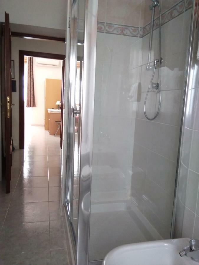 Bed And Breakfast Hibiscus Alghero Esterno foto