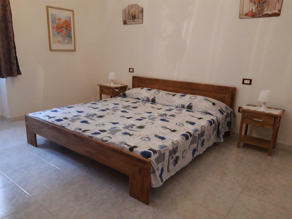 Bed And Breakfast Hibiscus Alghero Esterno foto